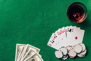 Live dealer studio at gocengqq9 with multiple camera angles and professional blackjack table setup